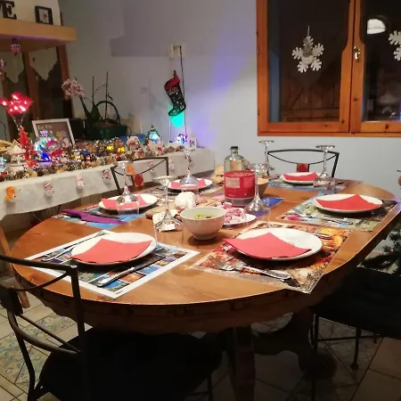 Les Haies Vives Homestay